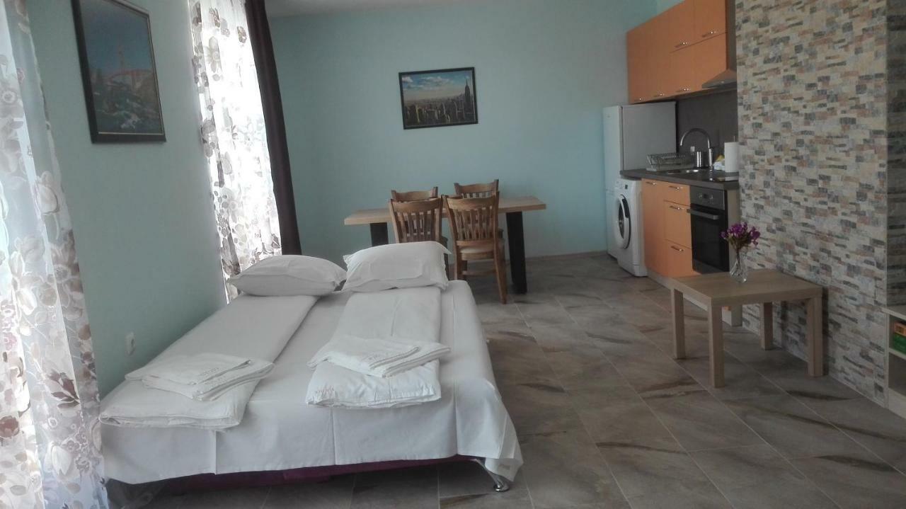 Hiora Apartments Vasiliko Царёво Экстерьер фото