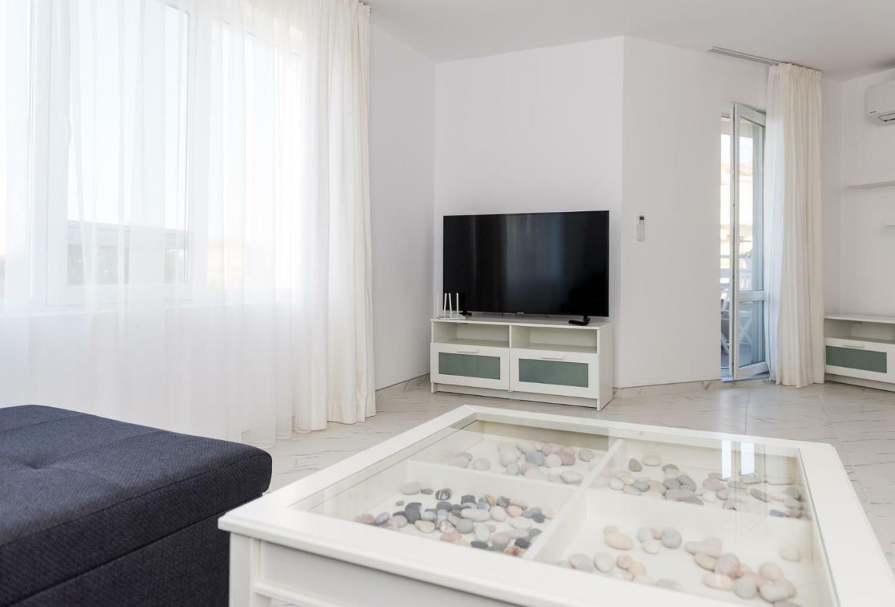Hiora Apartments Vasiliko Царёво Экстерьер фото