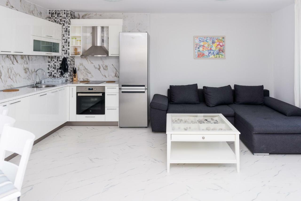 Hiora Apartments Vasiliko Царёво Экстерьер фото