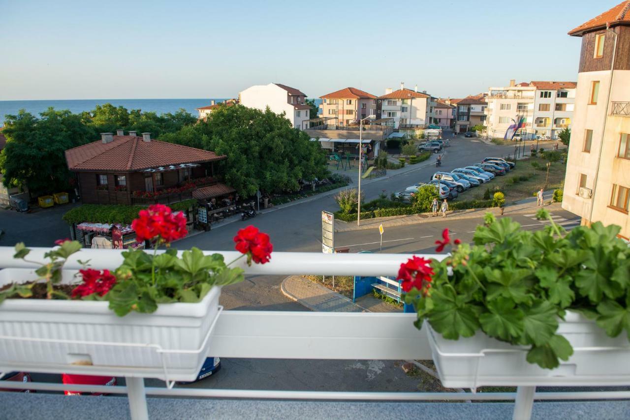Hiora Apartments Vasiliko Царёво Экстерьер фото