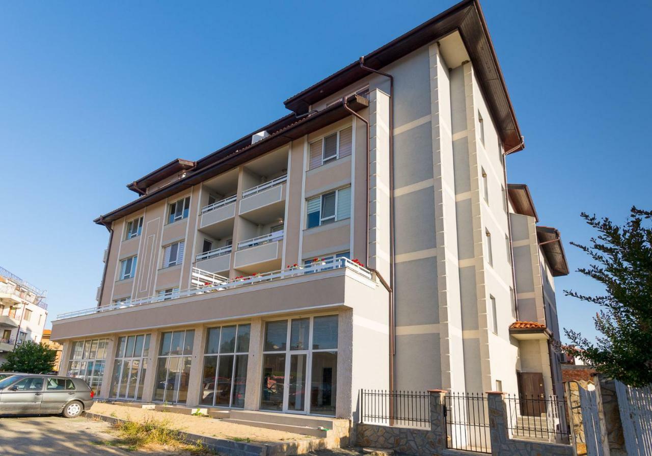 Hiora Apartments Vasiliko Царёво Экстерьер фото